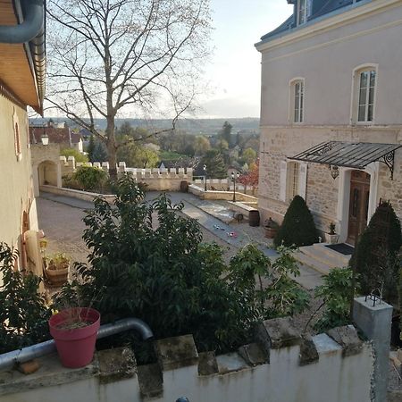 L'Annexe Du Chateau De Saint Genix 外观 照片