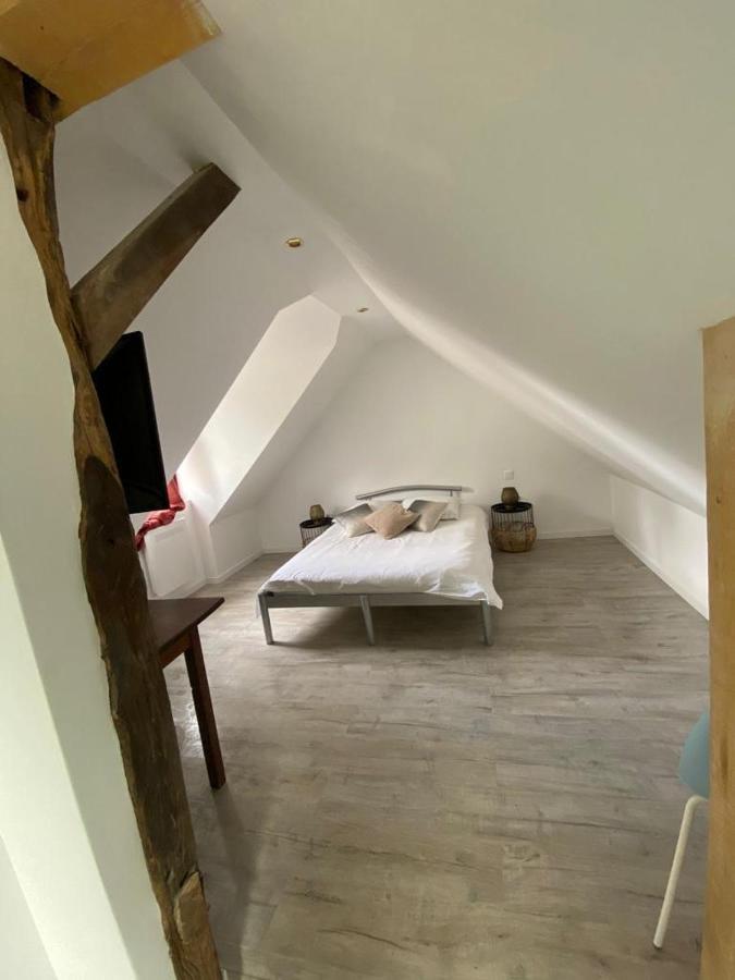 L'Annexe Du Chateau De Saint Genix 外观 照片